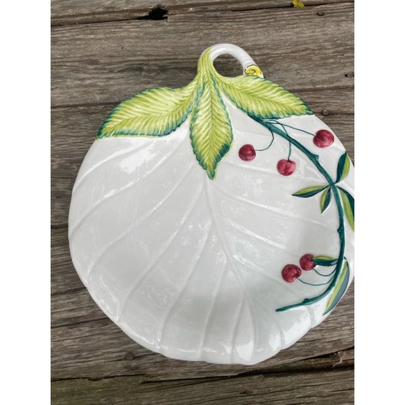 Vintage Italy Ceramic Serving Plate Leaf Shape & Cherries - Picture 11 of 12